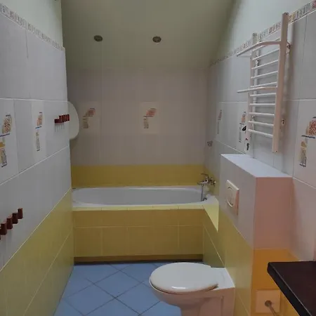 - Całoroczny Dom Z Własnym Ogrodzonym Ogródkiem Casa de Férias